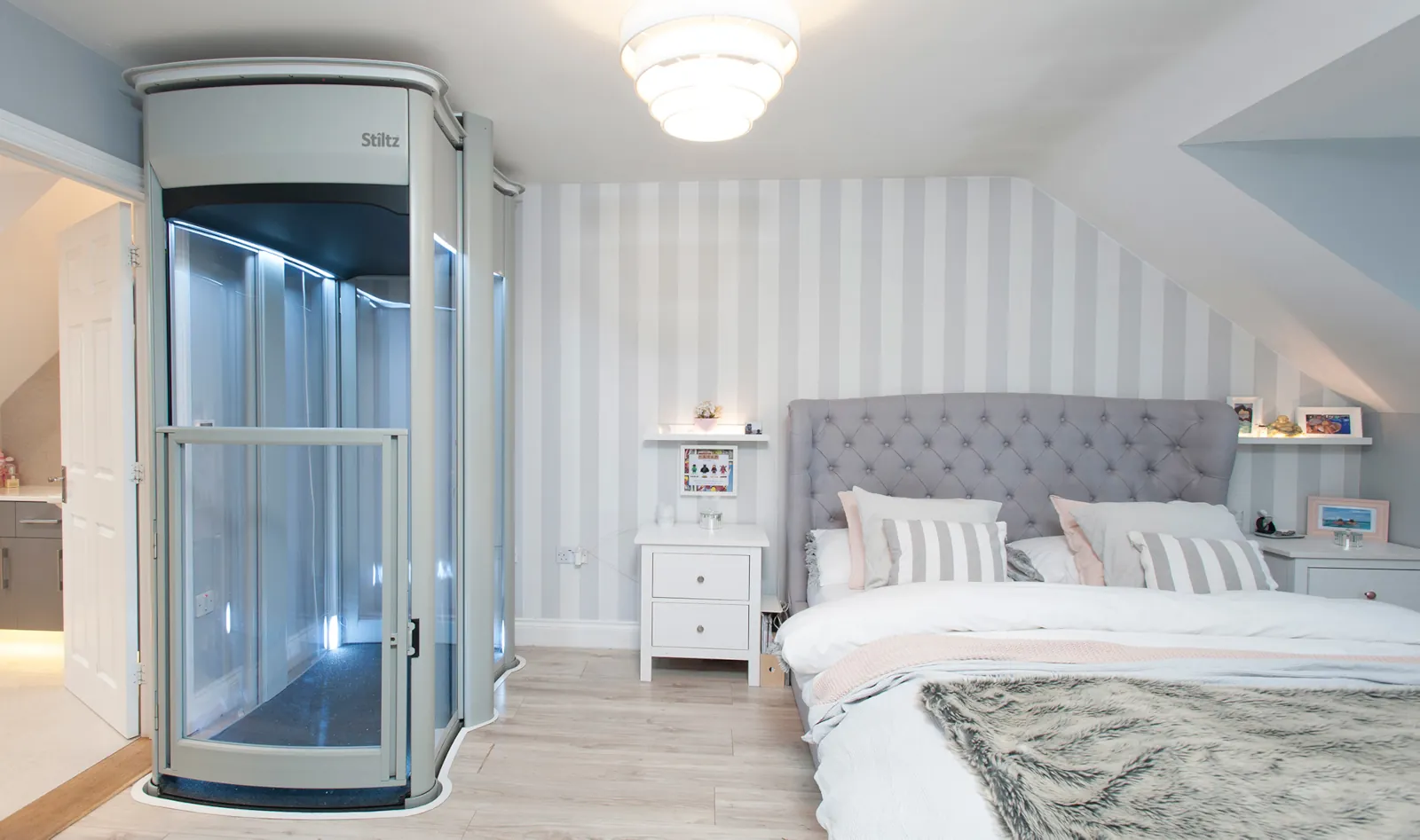 Stiltz Trio Alta homelift - larger cabin accommodating a wheelchair user